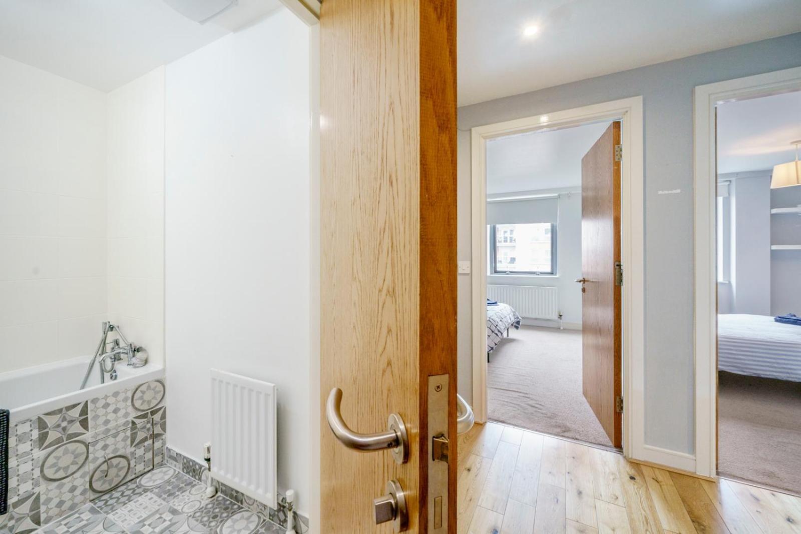 Stylish Centre 2 Bedroom With Cityscape View Appartamento